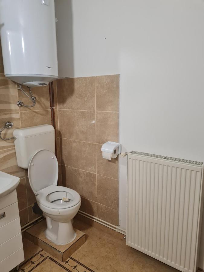 Apartman Nika Оточац Екстер'єр фото